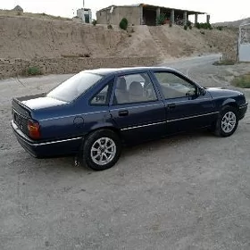 Opel Vectra 1990