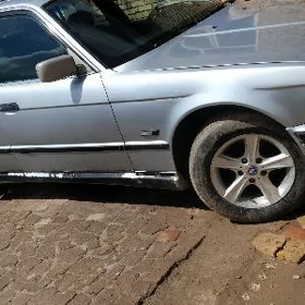 BMW 525 1992