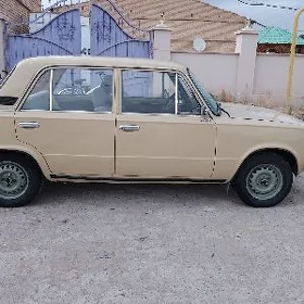 Lada 2104 1983