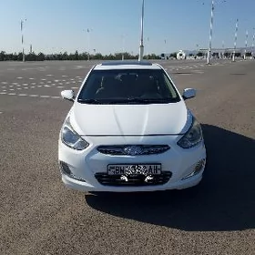 Hyundai Accent 2011