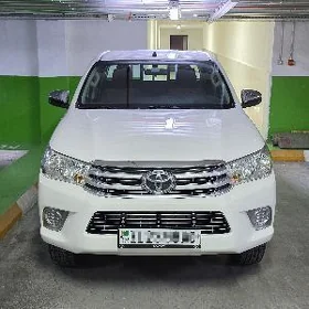 Toyota Hilux 2021