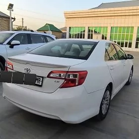 Toyota Camry 2014