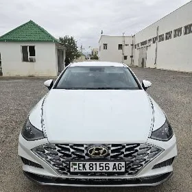 Hyundai Sonata 2022