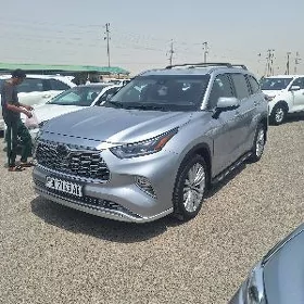 Toyota Highlander 2020