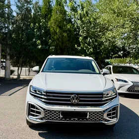 Volkswagen Touareg 2024