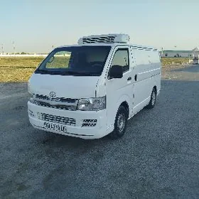 Toyota Hiace 2007