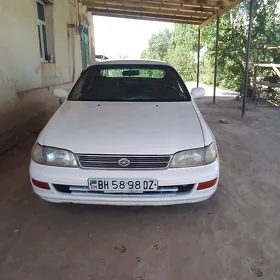 Toyota Corona 1993