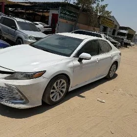 Toyota Camry 2023