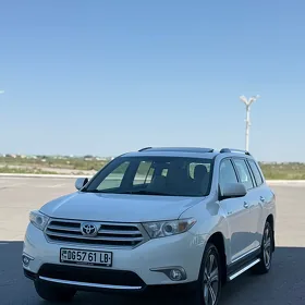 Toyota Highlander 2011