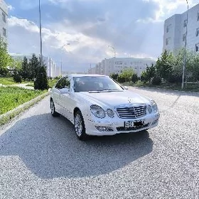 Mercedes-Benz E350 2006