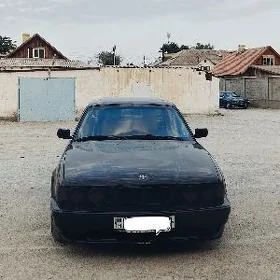 BMW 525 1990