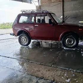 Lada Niva 1980