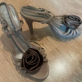 Женские босоножки