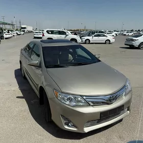 Toyota Camry 2013