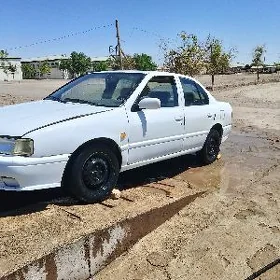 Nissan Primera 1995