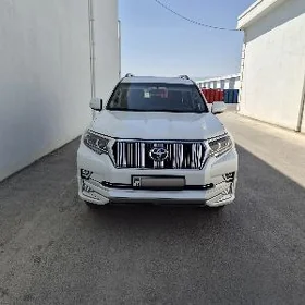 Toyota Land Cruiser Prado 2023