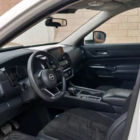 Nissan Pathfinder 2022
