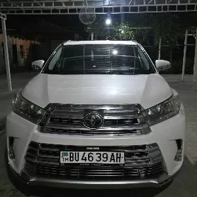 Toyota Highlander 2018