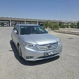 Toyota Avalon 2012