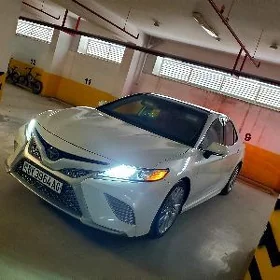 Toyota Camry 2021