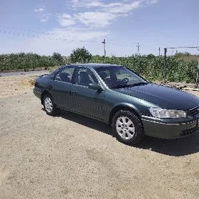 Toyota Camry 2000