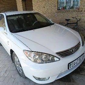 Toyota Camry 2004