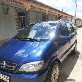 Opel Zafira 2004