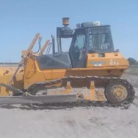 Komatsu D65EX-17 2004