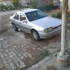 Opel Vectra 1990