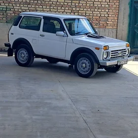 Lada Niva 2008