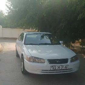 Toyota Camry 1998
