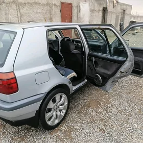 Volkswagen Golf 1992