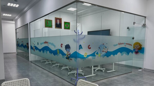 CURIOOKIDS "Bilesigeliji Ýaşlar" H.K Gallery 6